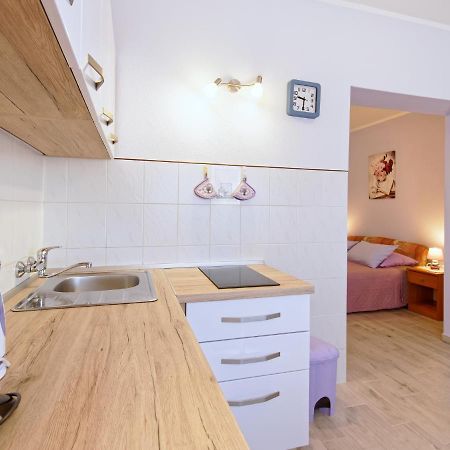 Apartments Marta By Rent Istria Novigrad Istria 외부 사진